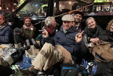 Камбербетч приєднався до екоактивістів у Лондоні (фото)