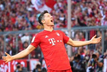 Левандовски попрощался с партнерами по Баварии: известен новый клуб польского нападающего