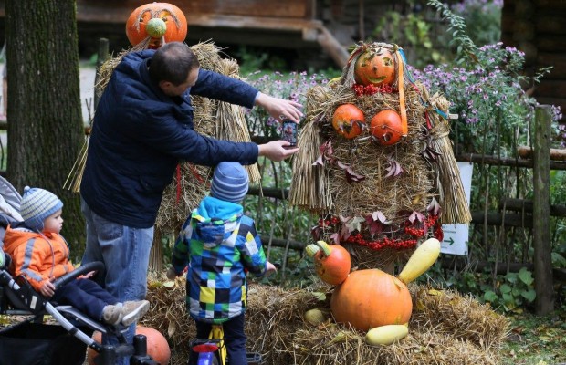 Во Львове отпраздновали День тыквы (фоторепортаж)