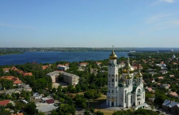 Город индустриальных пейзажей, чистых источников и эксклюзивного вина: чем Новая Каховка готова удивлять туристов