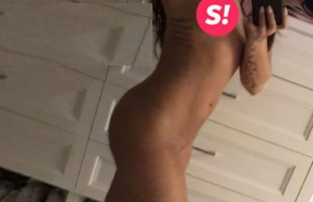 Хакеры слили в сеть снимки обнаженной певицы Деми Ловато (18+)