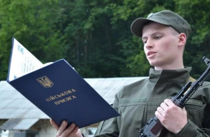 Хлопець подав заяву у ДБР про протиправне утримання / ZAXID.NET Хлопець подав заяву у ДБР про протиправне утримання / ZAXID.NET