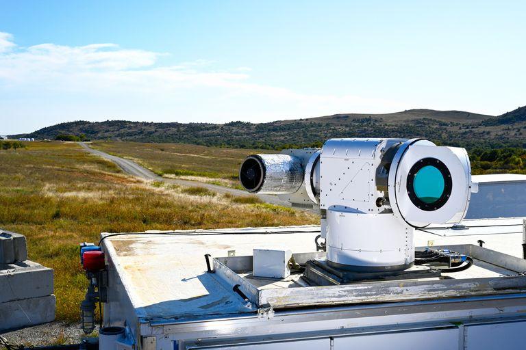 Лазер ATHENA будет защищать базы от атак дронов / фото: Lockheed Martin Corporation Лазер ATHENA будет защищать базы от атак дронов / фото: Lockheed Martin Corporation