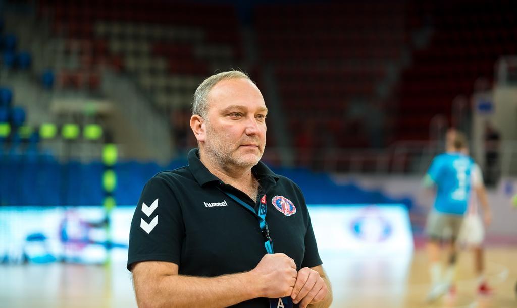 Степанец работал с командой с прошлого года / фото: handball.motorsich.com Степанец работал с командой с прошлого года / фото: handball.motorsich.com