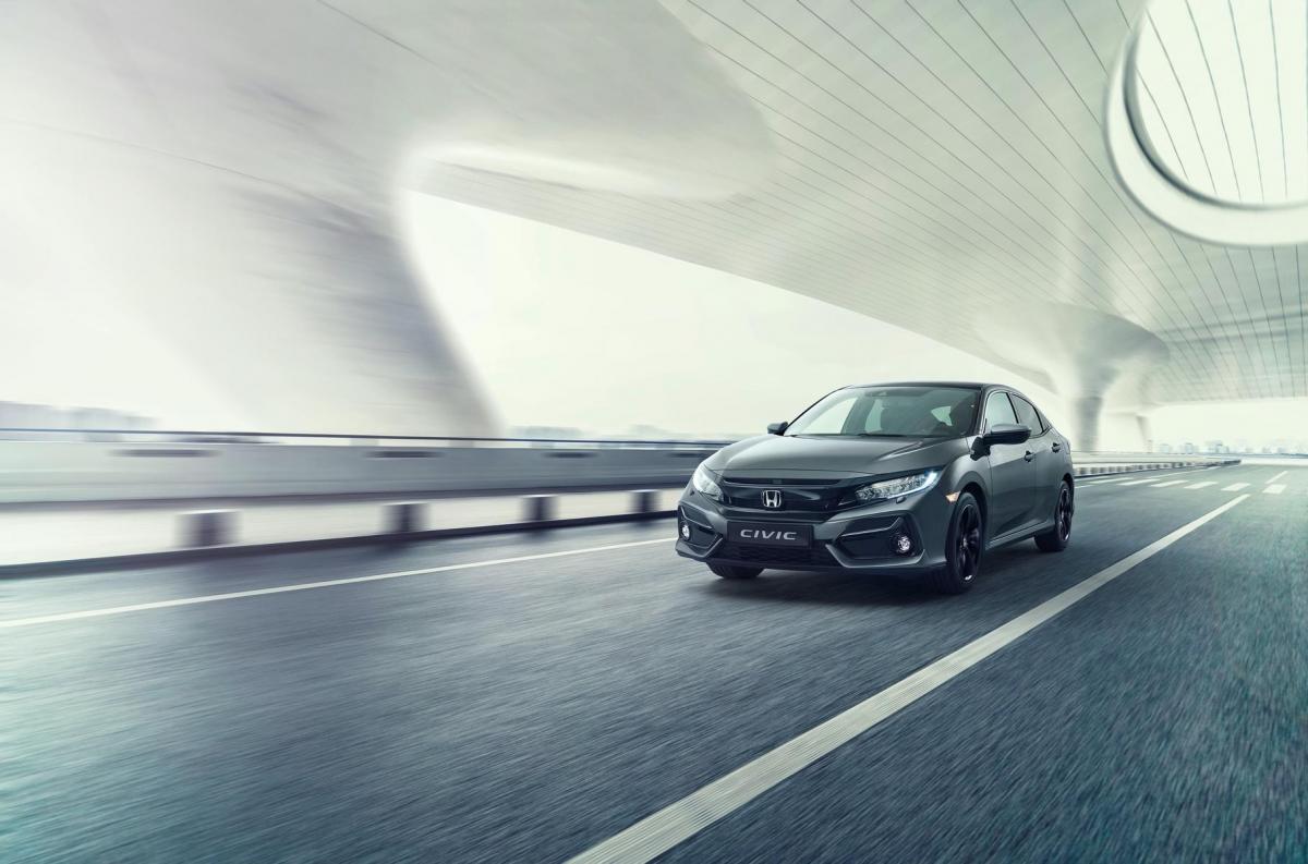Оновлений Honda Civic позбувся віртуальних кнопок в салоні / фото Honda Оновлений Honda Civic позбувся віртуальних кнопок в салоні / фото Honda