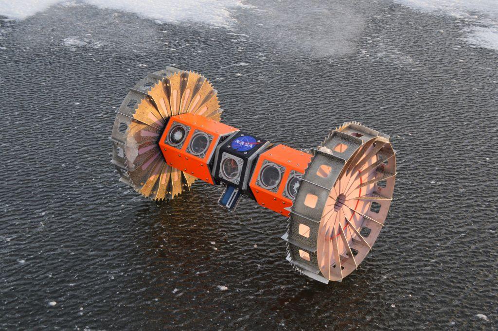 Робот может маневрировать как на самой ледяной поверхности спутника, так и под ней / antarctica.gov.au