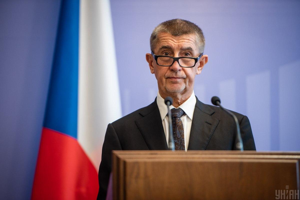 Чехия не будет передавать Украине самолеты для борьбы с дронами, - премьер-министр страны