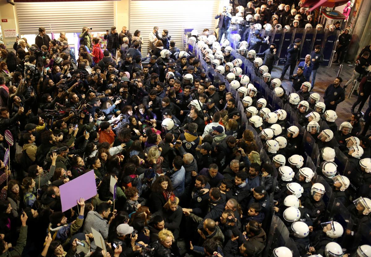 Иллюстрация / REUTERS