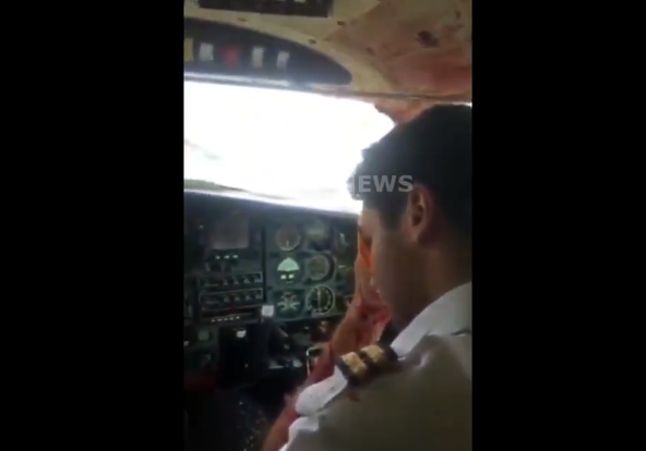 Самолет сел успешно / Скриншот