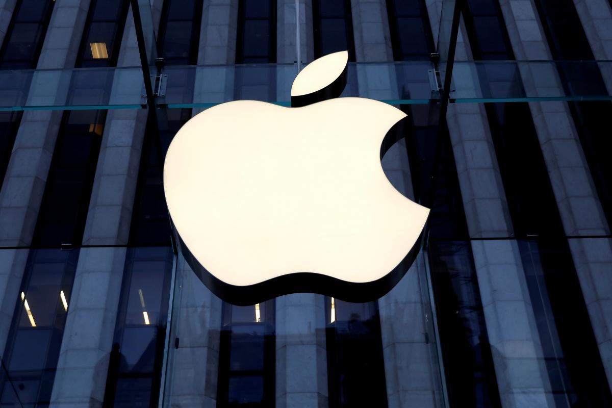 Apple удалила Fortnite из своего магазина / Иллюстрация / REUTERS