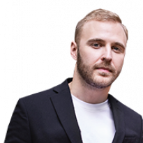 "Можливо, "Перші ластівки" покажуть, що людяність у школі серед вчителів та учнів – запорука того, щоб діти не кидалися з вікна"
