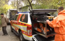 Радіоактивні капсули в центрі Києва: працівників обсерваторії обстежують лікарі (відео)