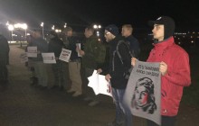Димові шашки та хвилина мовчання: Чернігів долучився до всеукраїнської акції "Рік без Каті" (фото)