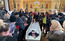 У Прилуках прощаються із загиблим за загадкових обставин 14-річним хлопцем (фото)