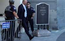 ЗМІ оприлюднили "суттєво нові свідчення ключового свідка" у справі про імпічмент Трампа