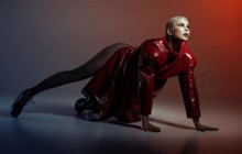 MARUV поразила откровенными позами (фото)