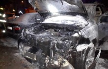 У Рівному зловмисник підпалив Lexus та загорівся сам (фото)