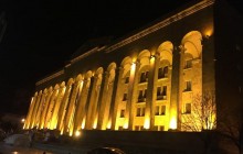 В Тбилиси активисты снова устанавливают палатки перед зданием парламента