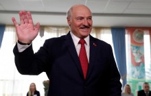 "Якщо ти мужик - не лізь до іншої жінки": Лукашенко здивував новими порадами щодо профілактики коронавірусу (відео)