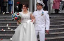 В Одесской области сыграл свадьбу освобожденный из плена моряк Варимез