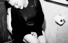 "Чашечка сечі після ванни з льодом": Мадонна шокувала новим відео