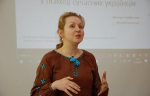 Вікторія Горбунова: Недостатньо просто вдягати вишиванку і приносити вінки. Треба почути живі історії про Голодомор