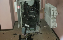 В Харьковской области неизвестные ночью взорвали банкомат (фото, видео)