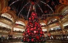 Календарь событий: Рождество у западных христиан, истории парового автомобиля и парашюта, первый полет «Руслана», Вестминстерское аббатство, самые страшные землетрясения и изобретатели транзистора