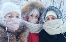 В Якутії вдарили 50-градусні морози, старшокласників все одно відправляють до школи