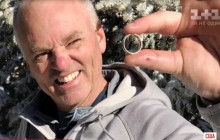 На вершину за обручкою: американець з альпіністами відшукав загублену в горах каблучку (відео)