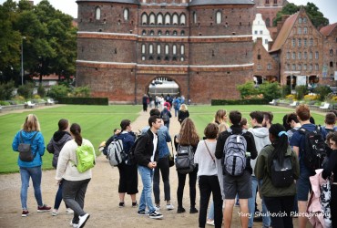 Суворий Любек: місто цегляної готики, батьківщина марципанів та столиця північнонімецького Різдва