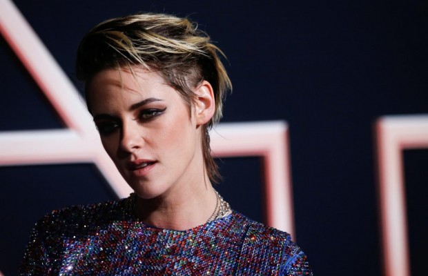 В прозрачном платье без белья: звёзды удивили откровенными нарядами на мировой премьере "Ангелов Чарли" (фоторепортаж)