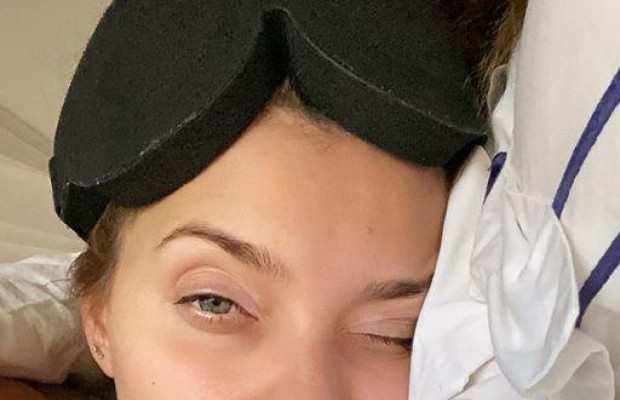 Регіна Тодоренко показала обличчя без макіяжу та фотошопу