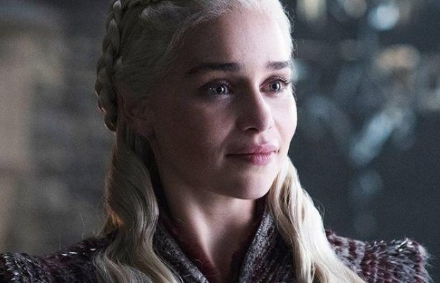 "Мати драконів" Емілія Кларк завела таємні стосунки з кучерявим красенем (фото)