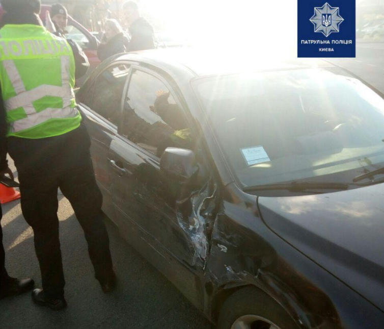 У Києві після переслідування затримали п'яного водія Mazda / Патрульна поліція Києва