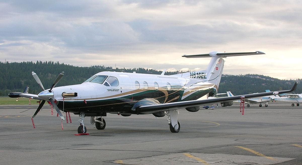 Самолет Pilatus PC-12 разбился вскоре после взлета / фото Wikimedia.org Самолет Pilatus PC-12 разбился вскоре после взлета / фото Wikimedia.org
