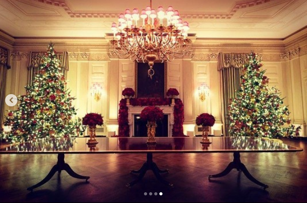 Первая леди США заказала сразу несколько елок / instagram.com/flotus/ Первая леди США заказала сразу несколько елок / instagram.com/flotus/