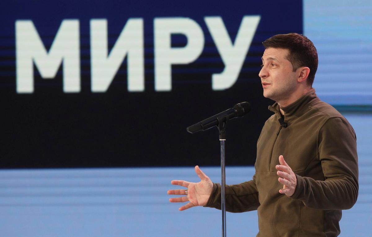 Зеленский: "Мы хотим закончить войну и вернуть наших людей" / фото facebook.com/president.gov.ua Зеленский: "Мы хотим закончить войну и вернуть наших людей" / фото facebook.com/president.gov.ua