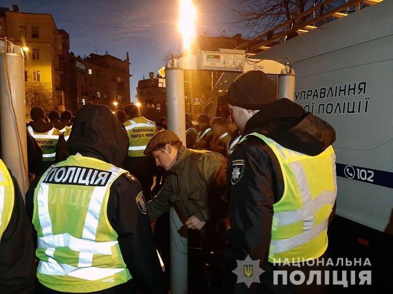 У поліції Києва стверджують, що наразі порушень не зафіксували / facebook.com/UA.KyivPolice У поліції Києва стверджують, що наразі порушень не зафіксували / facebook.com/UA.KyivPolice