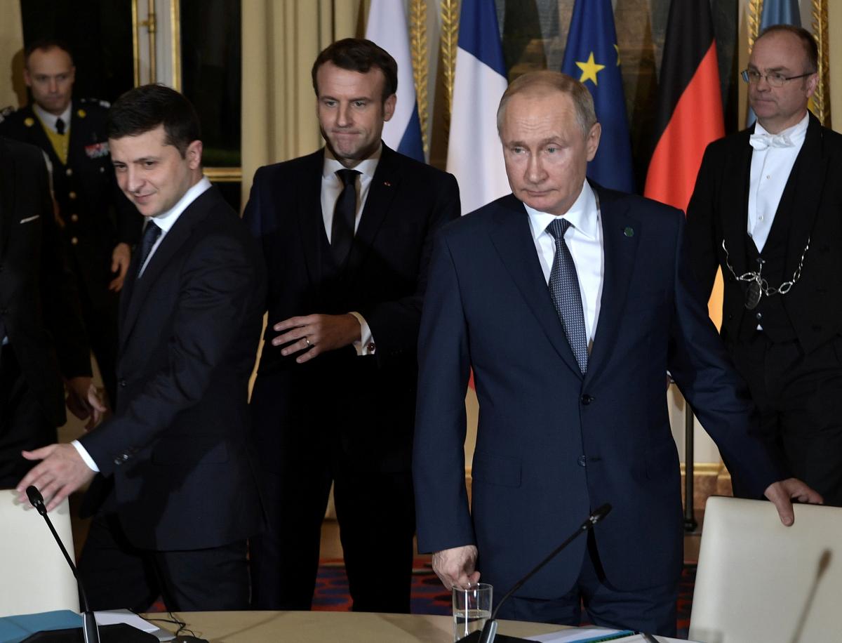 Зеленский, Макрон и Путин на встрече в Париже / REUTERS