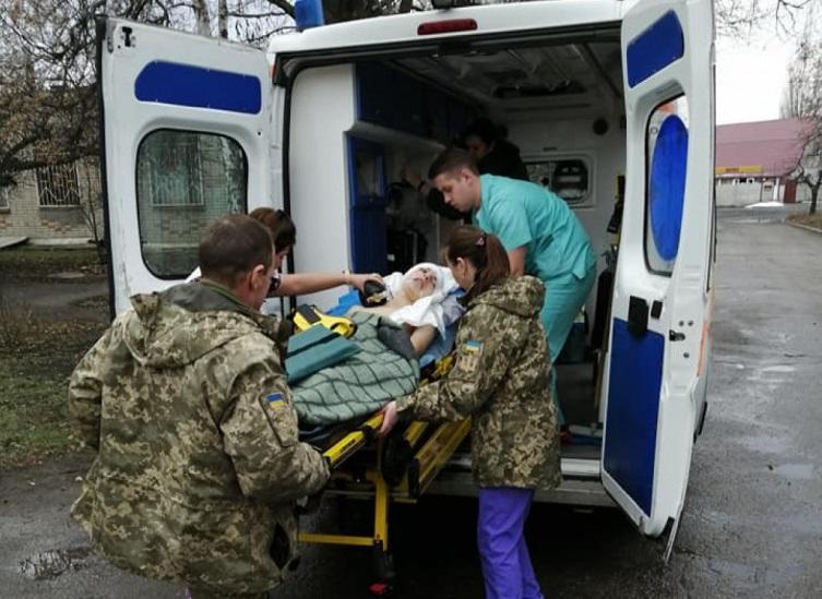 Водитель такси сбил военного и скрылся / фото: kh.depo.ua Водитель такси сбил военного и скрылся / фото: kh.depo.ua