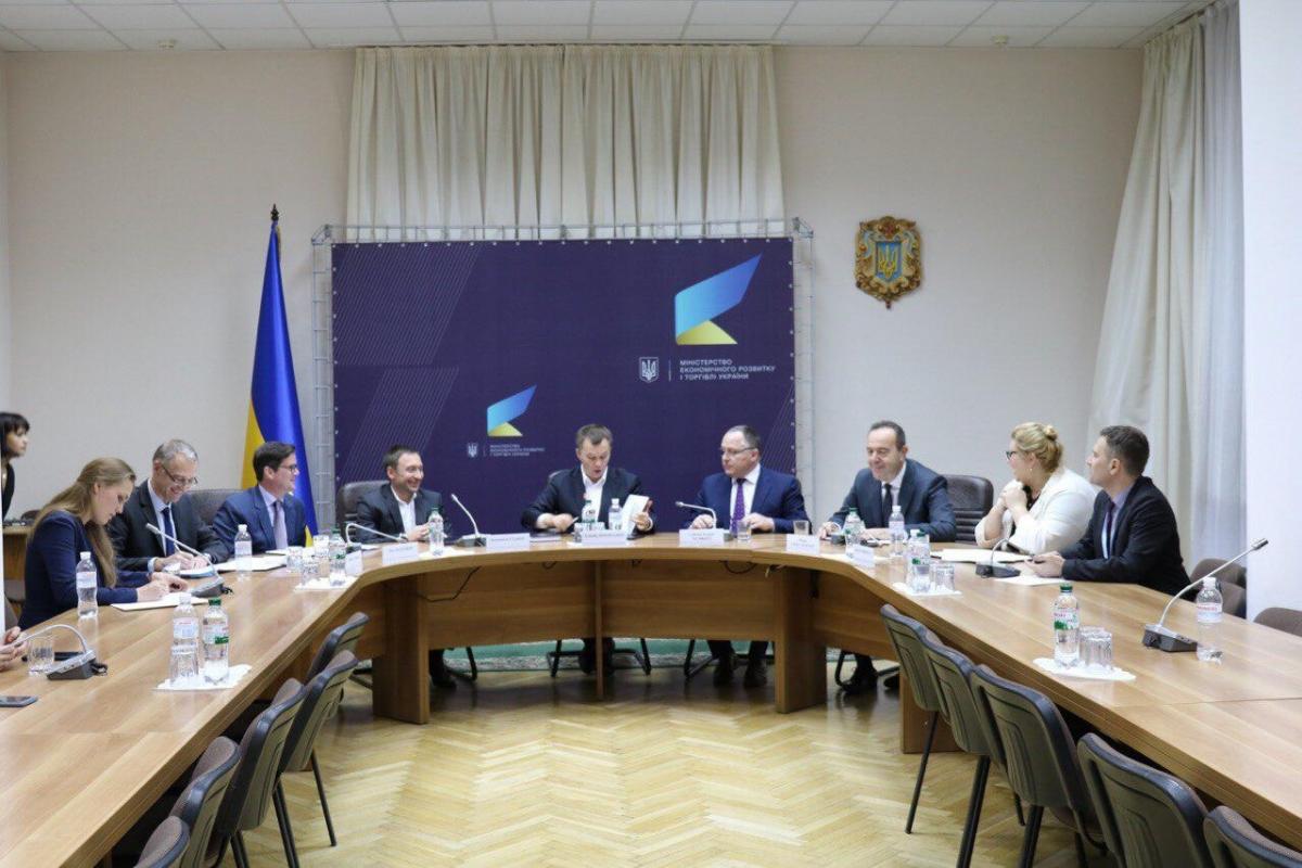 Во время подписания меморандума Во время подписания меморандума