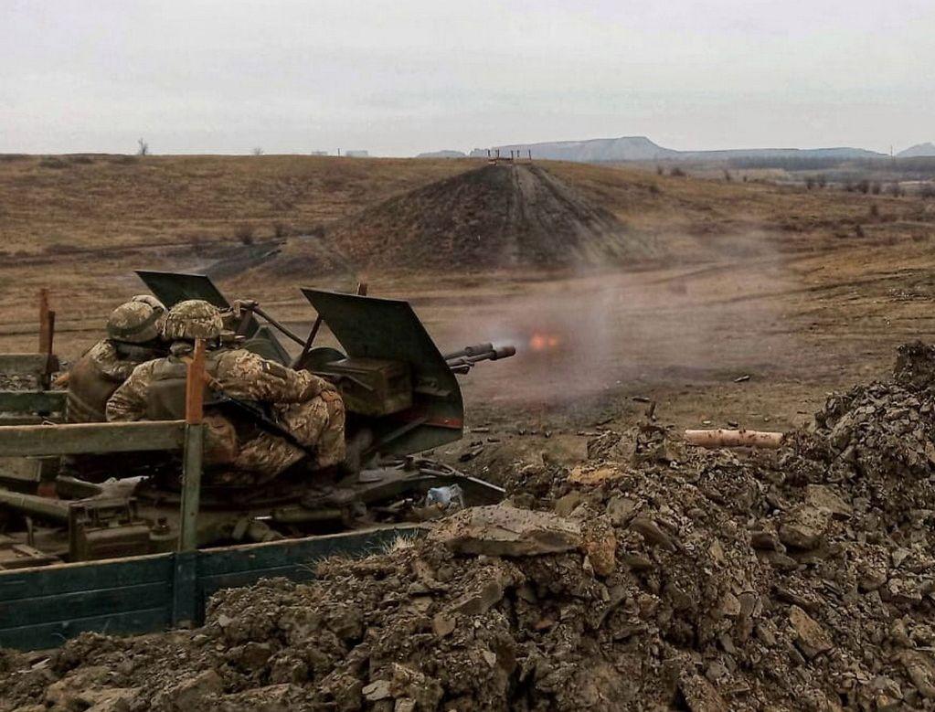 Українські зенітники відпрацювали знищення наземних і повітряних цілей / фото facebook.com/pressjfo.news Українські зенітники відпрацювали знищення наземних і повітряних цілей / фото facebook.com/pressjfo.news