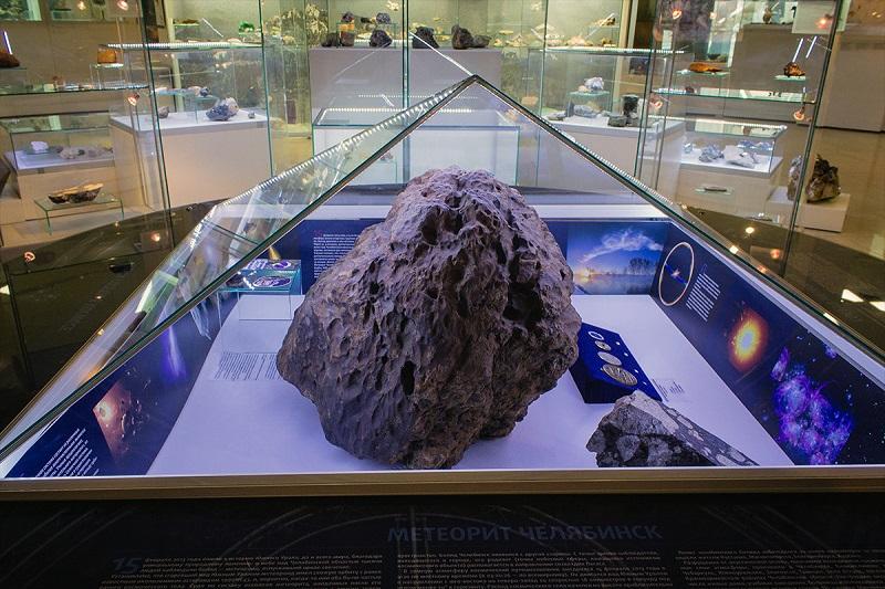 В метеорите Альенде обнаружили кусочки межзвездного материала, образовавшегося до рождения Солнца / fotokto.ru В метеорите Альенде обнаружили кусочки межзвездного материала, образовавшегося до рождения Солнца / fotokto.ru