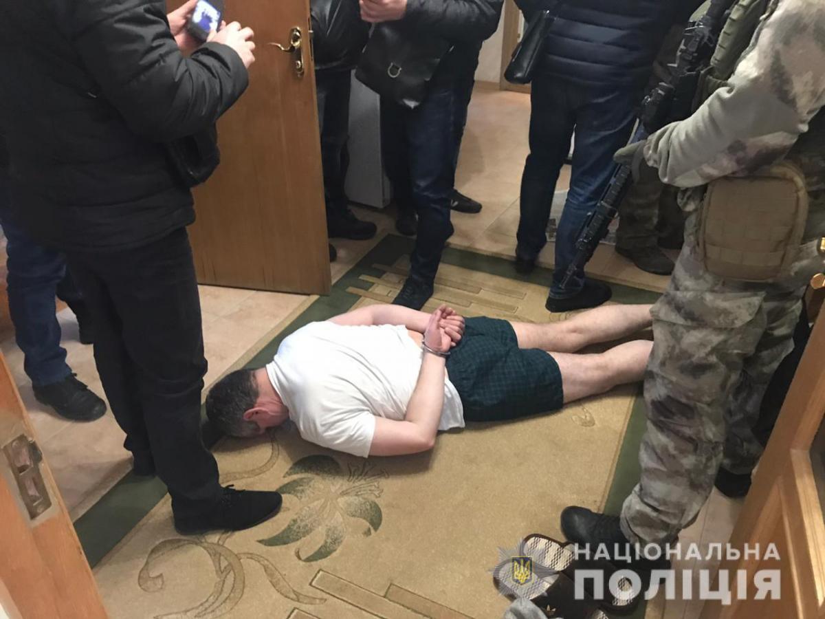 Задержан киевлянин, который бросил гранату под дом предпринимателей / kv.npu.gov.ua