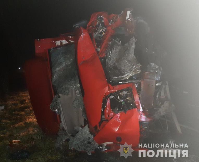 Полиция открыла уголовное производство, водителя микроавтобуса госпитализированы / Фото: Нацполіція Полиция открыла уголовное производство, водителя микроавтобуса госпитализированы / Фото: Нацполіція