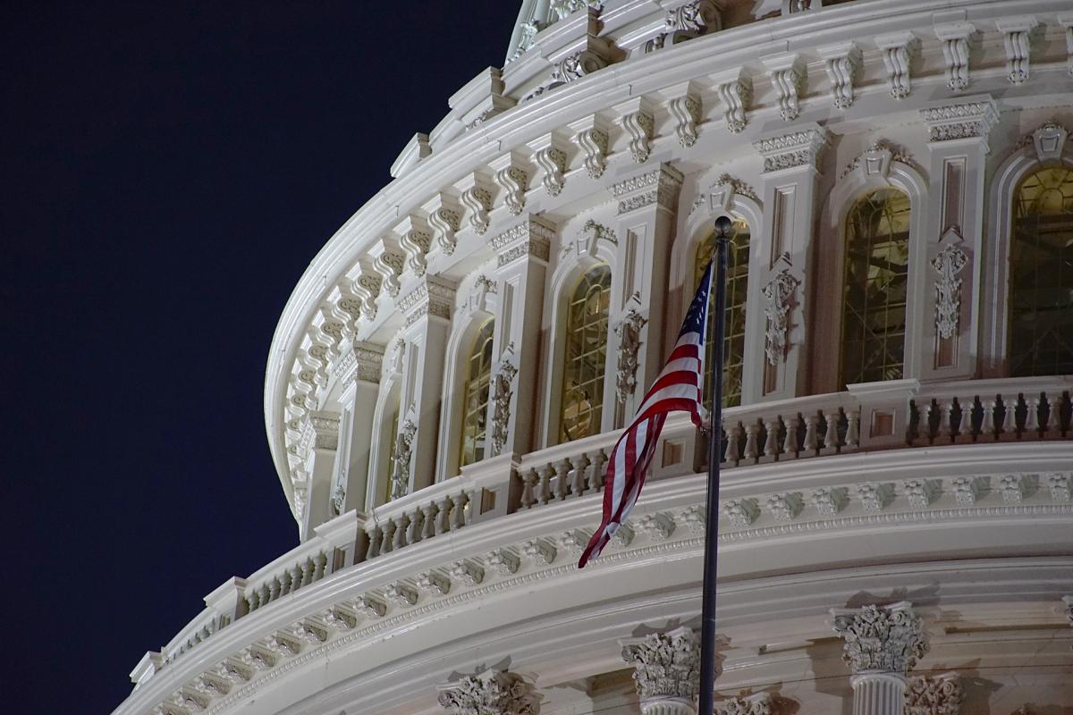 Сенатори США вимагають від Пентагону розслідувати перебої в роботі Starlink в Україні Сенатори США вимагають від Пентагону розслідувати перебої в роботі Starlink в Україні