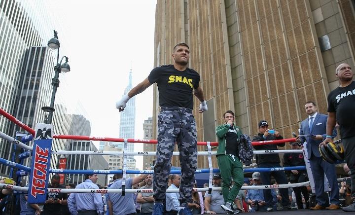 Дерев'янченко чекає пропозицій від промоутерів / фото: BoxingScene Дерев'янченко чекає пропозицій від промоутерів / фото: BoxingScene