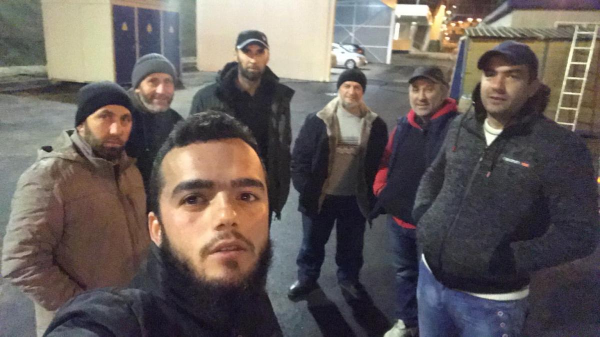 Затримані вважають цю обставину актом тиску з метою перешкоджання відвідування судових засідань щодо заарештованих татар / facebook.com/crimeansolidarity Затримані вважають цю обставину актом тиску з метою перешкоджання відвідування судових засідань щодо заарештованих татар / facebook.com/crimeansolidarity