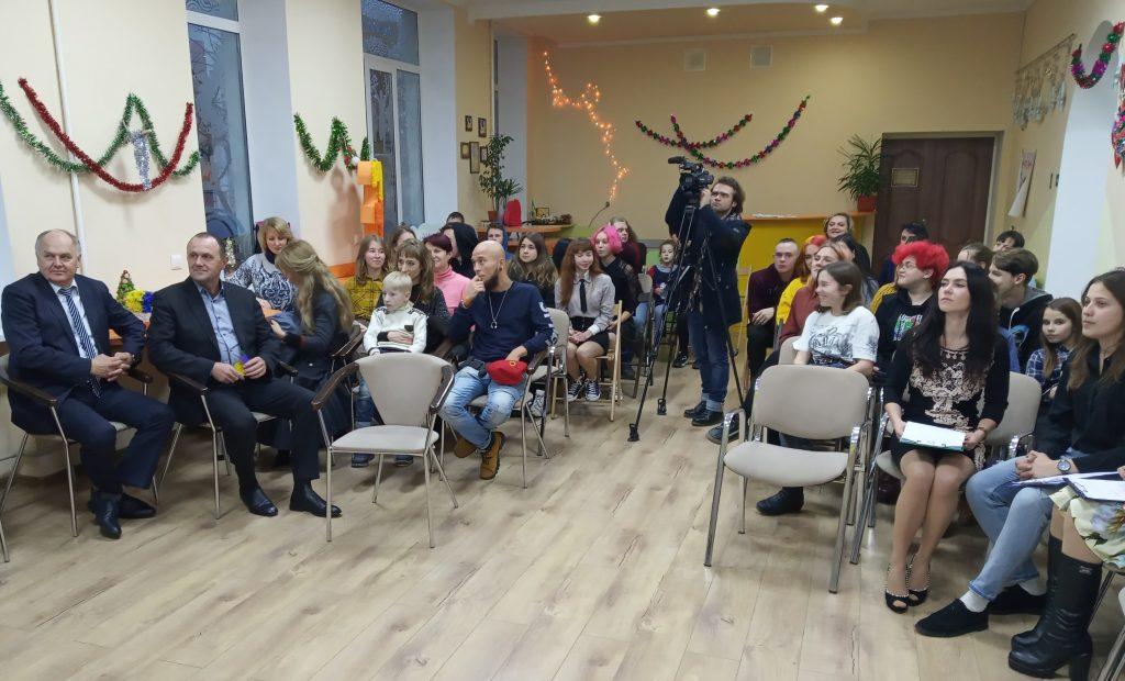 Туристический центр будет действовать по нескольким направлениям / фото УНИАН Туристический центр будет действовать по нескольким направлениям / фото УНИАН